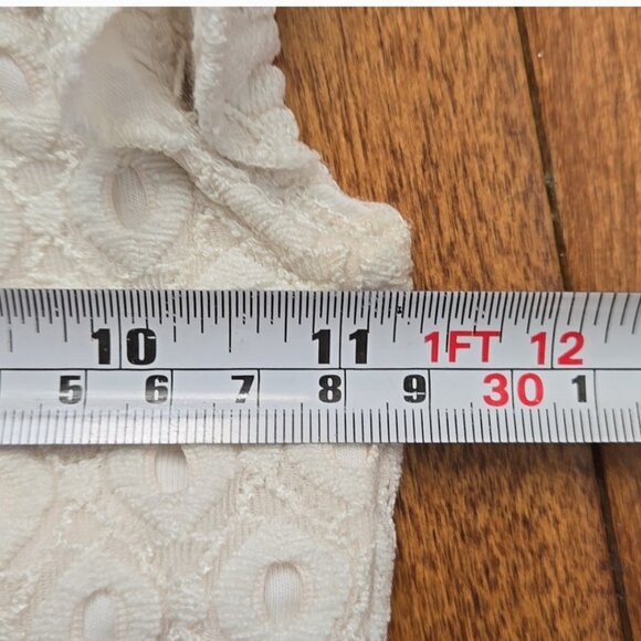 Koko Noko white eyelet short ruffled sleeve shirt size 5 - Picture 9 of 10